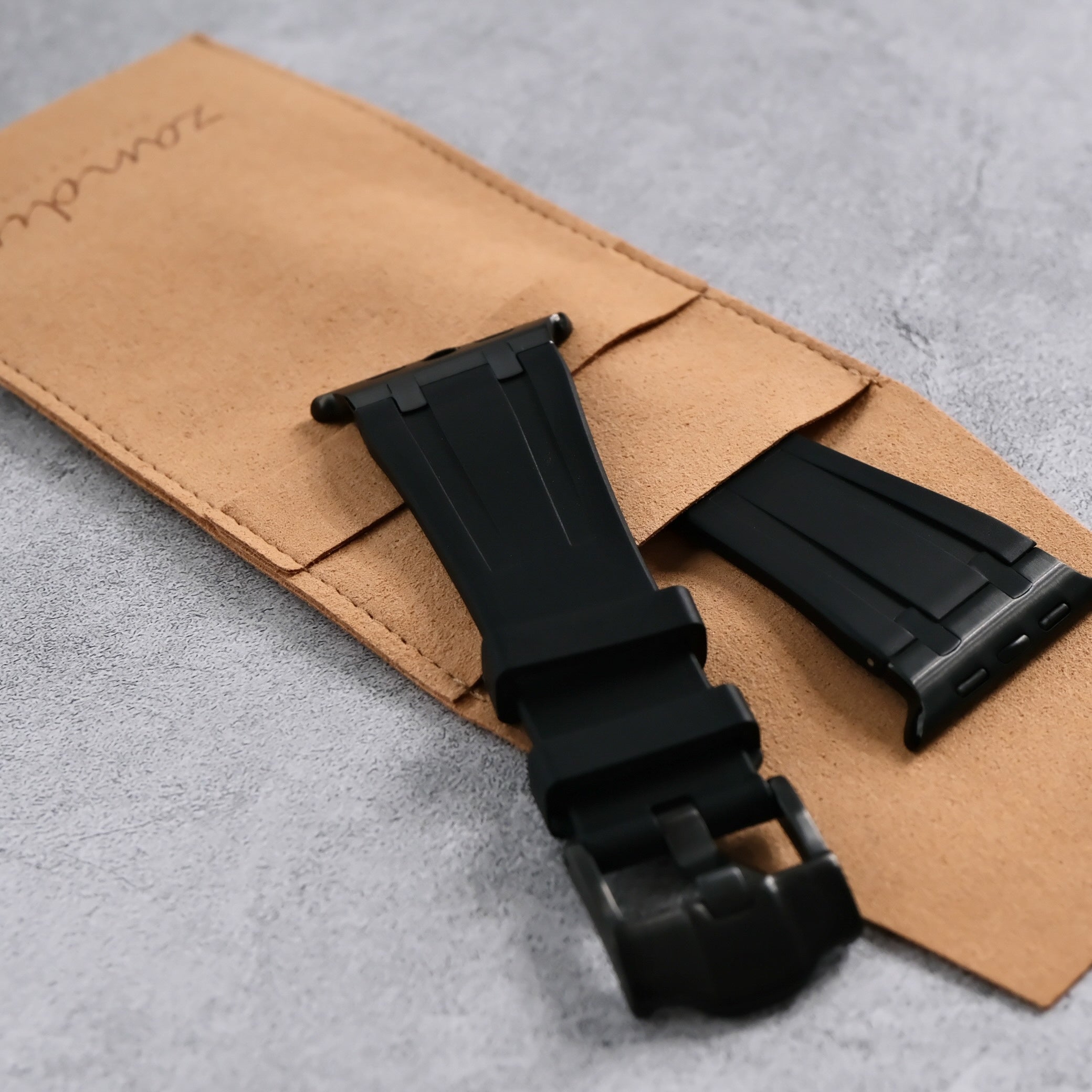 【メタルシリコンバンド】アップルウォッチバンド シリコンデザインベルト  Apple Watch