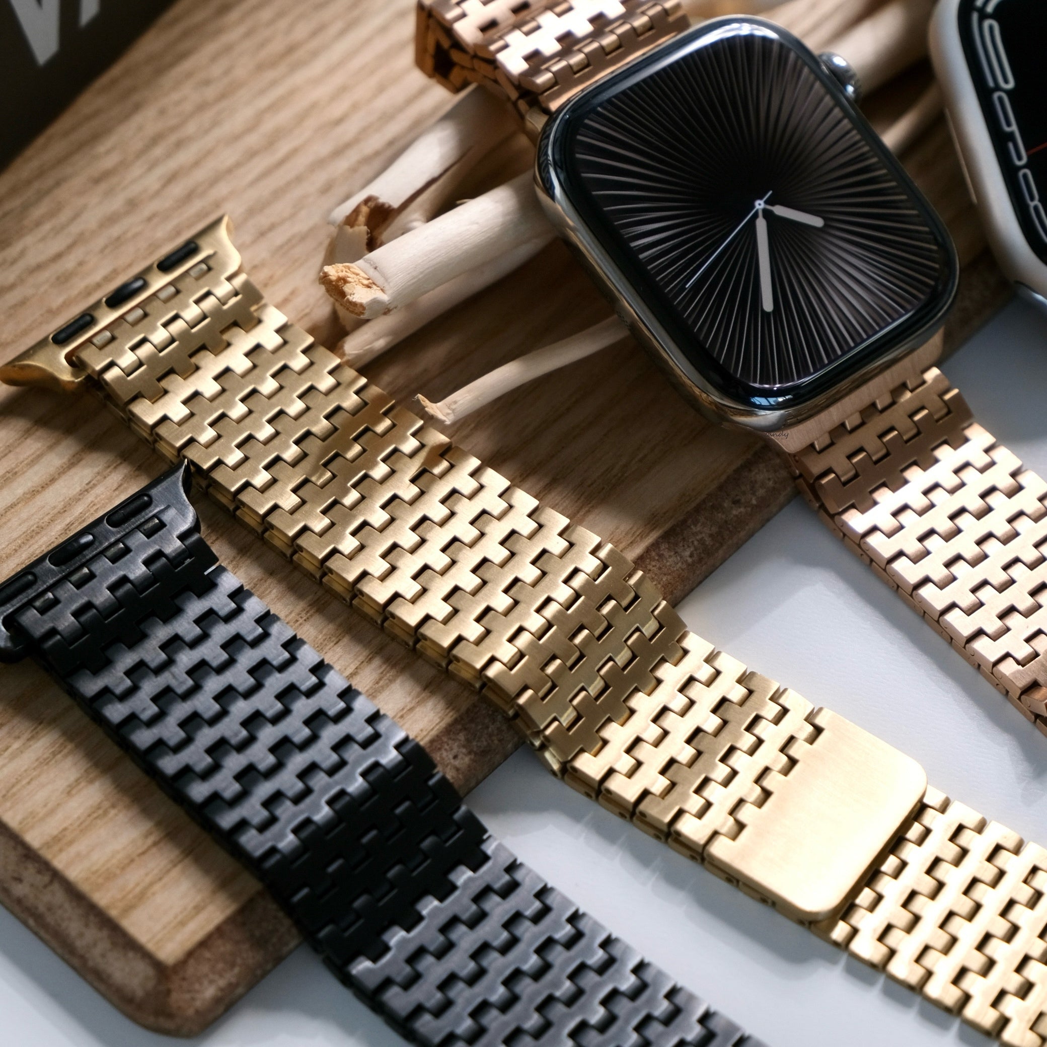 【モザイクループバンド】B068 アップルウォッチバンド マグネット ステンレスベルト Apple Watch