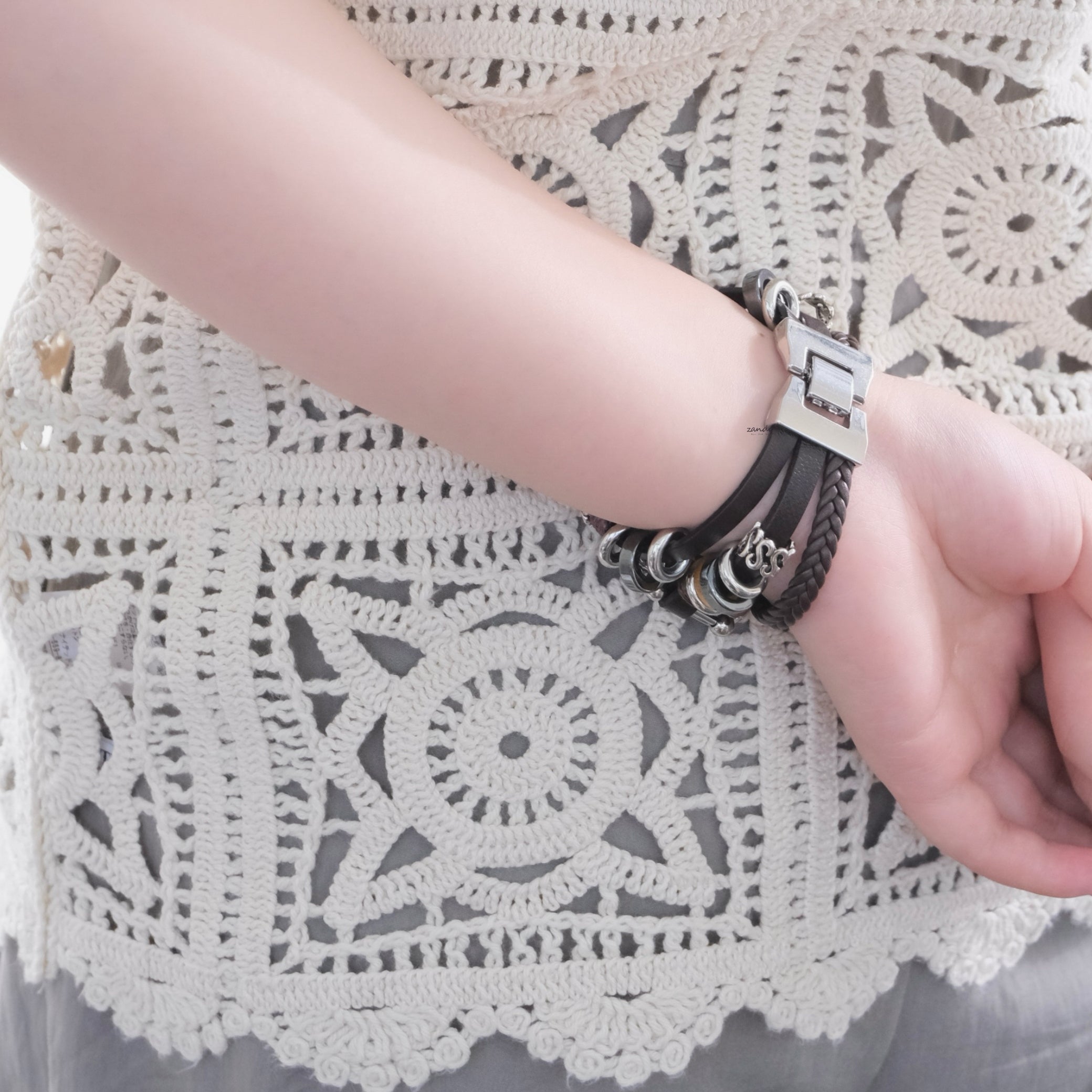 【リーフレザーブレスバンド】B067 アップルウォッチバンド 革ブレスレットベルト ハンドメイド  Apple Watch
