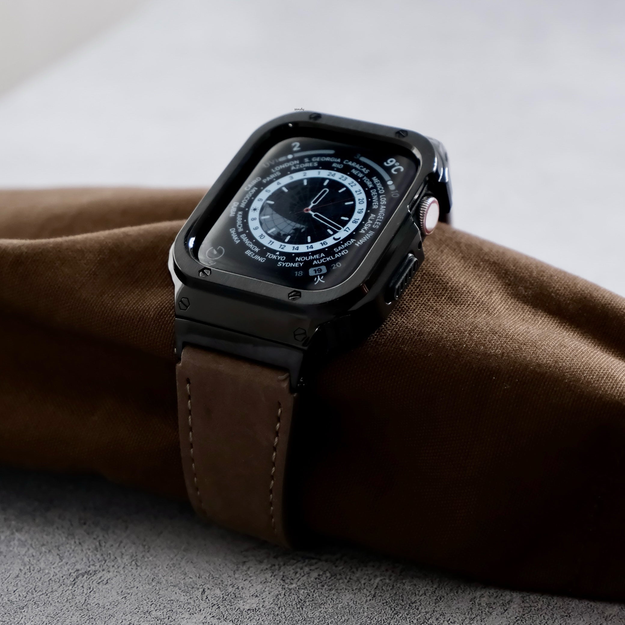 【ブラックステンレス&レザー一体式バンド】ステンレスケース+レザーベルト一体式  Apple Watch