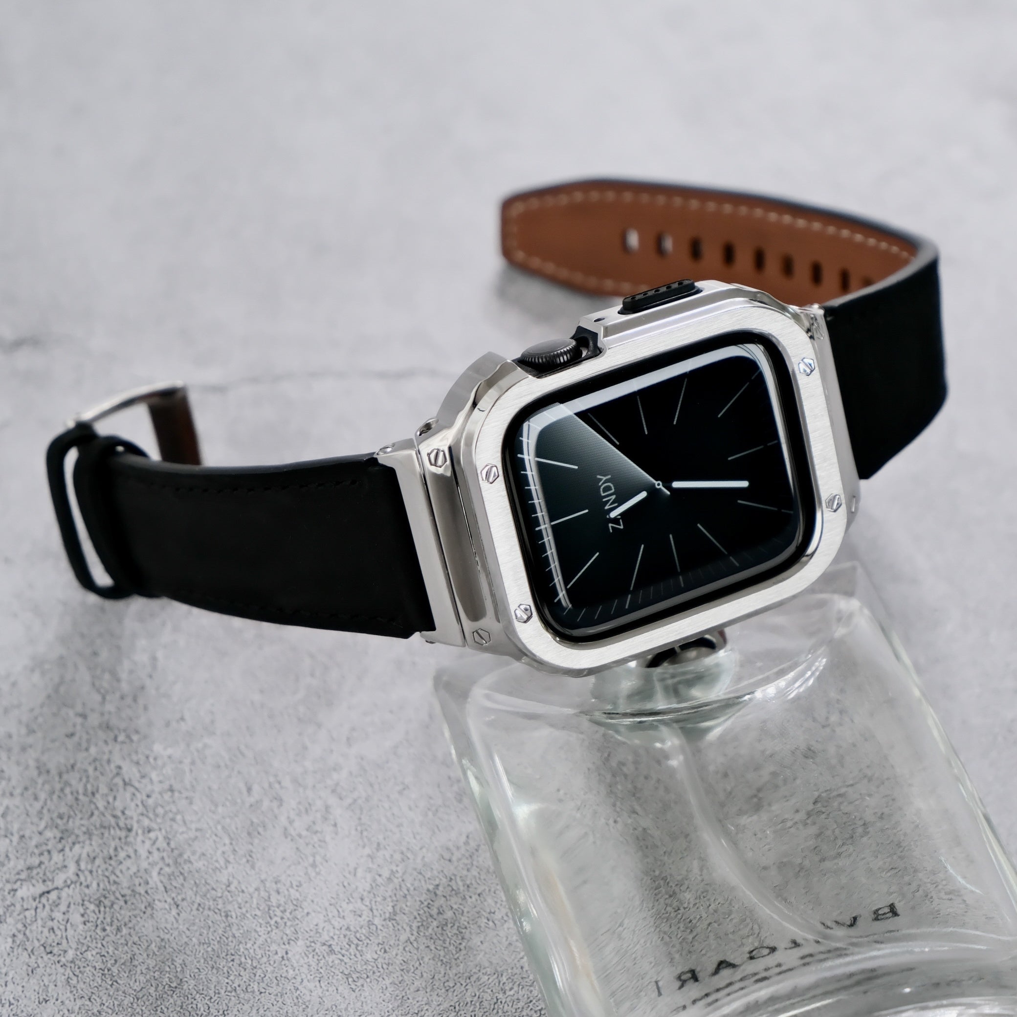 【シルバーステンレス&レザー一体式バンド】ステンレスケース+レザーベルト一体式  Apple Watch