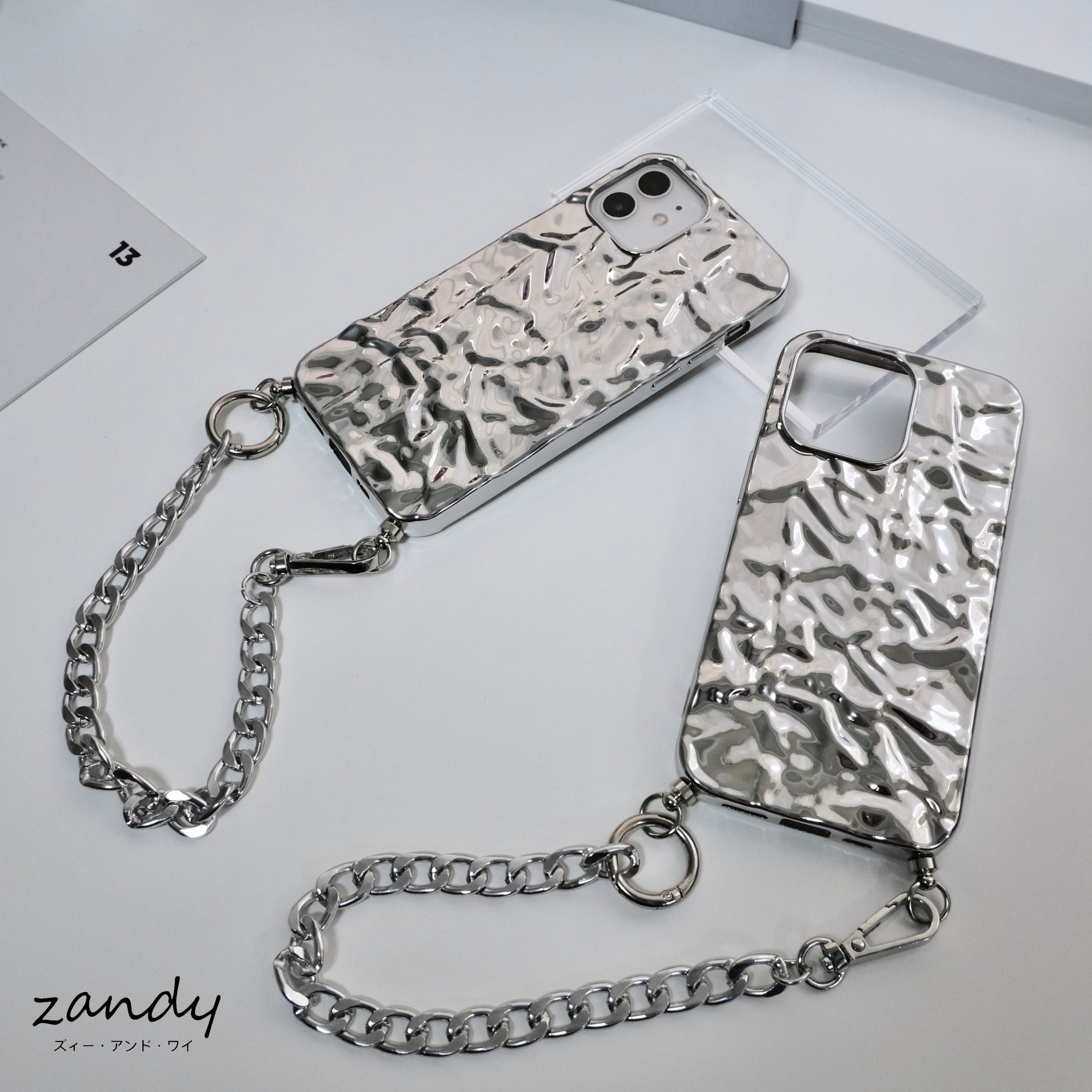 【iPhone12/13シリーズ】iPhoneケース  チェーン付き シルバー ケース/カバー TPU ホイル感覚 メイン画像